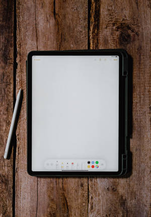Apple iPad Pro cu Aplicație de Desen