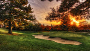 Wallpaper apus de soare pe terenul de golf — Toamnă Fundal