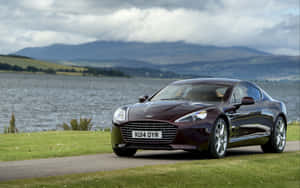 Aston Martin Rapide S pe Drum — 2560x1600 Fundal