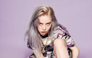 Billie Eilish mov estetic — Mov violet estetic Fundal