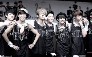 BTS Fotografie de grup Debut 2013 wallpaper — Bts grup foto GIF Fundal
