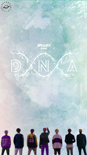 Membrii BTS, vedere din spate, privind în sus pe un fundal care scrie DNA, noul album.