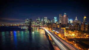 Fond de ecran peisaj urban cu lumini strălucitoare din New York