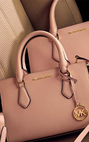 Imagini Michael Kors — OnePlus Pad Lite Fundal
