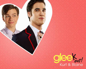Chris Colfer As Kurt With Blaine wallpaper. — 5:4 Fundal