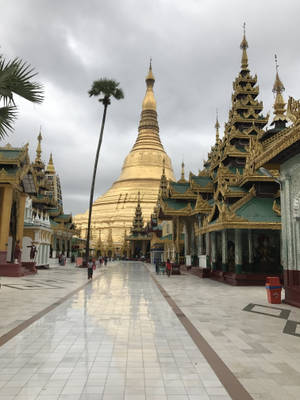 Complex Shwedagon Yangon Wallpaper — Estompat Fundal