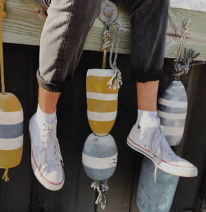 Tapet Converse Chuck Taylor Albe Clasice — Galaxy Z Flip7 FE Fundal