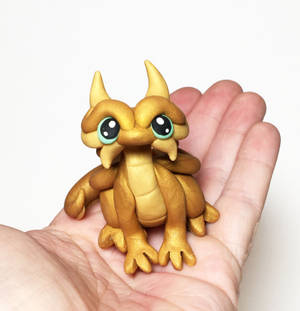 Tapet dragut dragon de aur — Galaxy Z Flip7 FE Fundal
