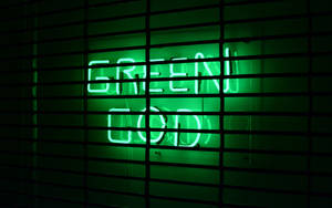 Estetică Neon Verde Green God