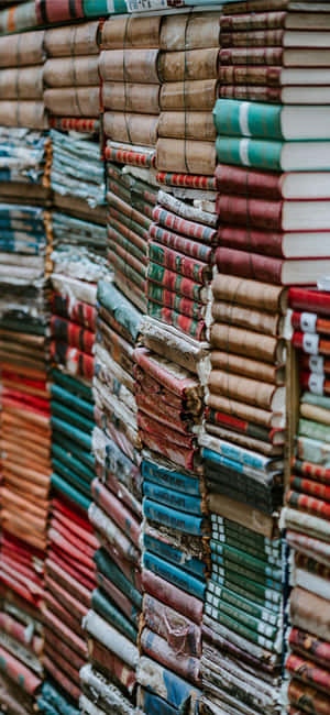 Books iPhone [wallpaper] — Galaxy A18 Fundal