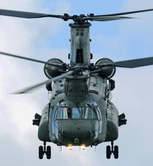 Boeing CH47 helicopter aerospace display wallpaper — Galaxy Z Fold8 Ultra Fundal