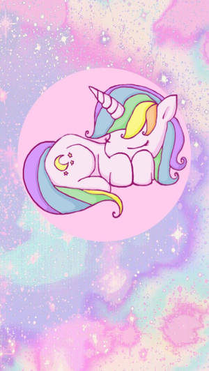 Tapet kawaii cu unicorn curcubeu galactic.