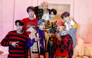 Fotografie de grup BTS în ținute fashion — Bts grup foto GIF Fundal