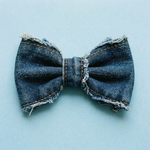 Fundă de păr casual din denim, cu cusături și margini franjurate. — Tecno Phantom V Flip2 Fundal