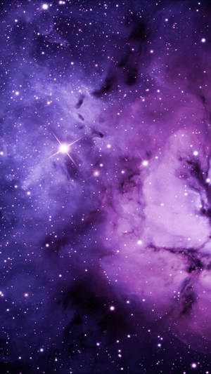 Fond de ecran Galaxie Violetă Estetică și Frumoasă