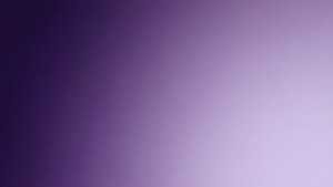Un fundal de ecran minimalist, cu gradient mov, pentru un aspect curat. — Mov Fundal