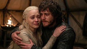 Jon Snow și Daenerys Targaryen împărtășesc un moment emoționant — Game of thrones sezonul 8 Fundal