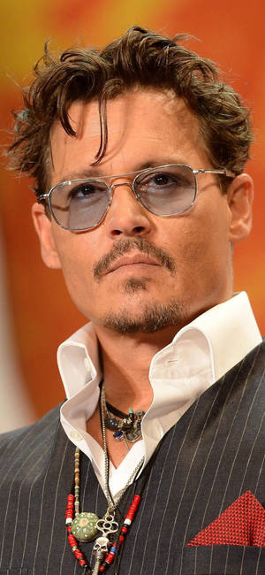 Fond de ecran Johnny Depp, actor american — iPhone 17e Fundal