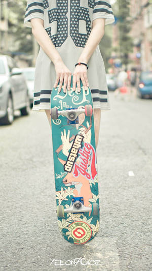 Jumătatea Inferioară a Unei Fete cu Skateboard iPhone — Cool iPhone Fundal