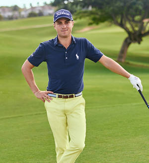 Justin Thomas în pantaloni galbeni — Honor Magic V Flip 2 Fundal