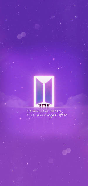 Logo Tiny Tan BTS cu Siluetă — Bts Fundal