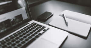 Imagini cu Macbook estetic — Macbook estetic Fundal