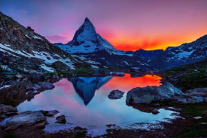 Fond de ecran cu apus de soare la Matterhorn — Apus frumos Fundal