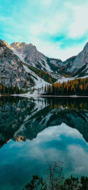 Banff National Park Snow Covered Mountains — Redmi Note 15 Pro Fundal