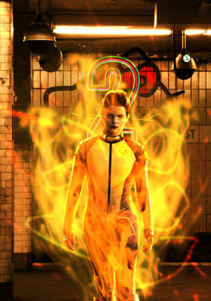 Negasonic Teenage Warhead în acțiune — Xiaomi 18 Fold Fundal