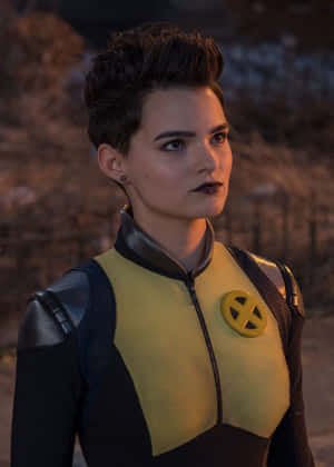 Negasonic Teenage Warhead în Acțiune — Xiaomi Mix Fundal