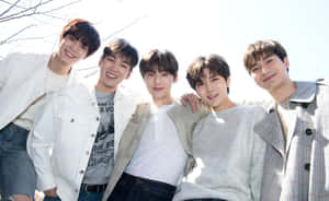 nuest — Kpop GIF Fundal