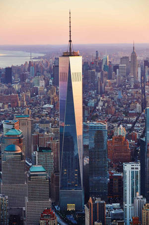 One World Trade Center în roz și albastru — Huawei MatePad Air (2026) Fundal
