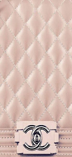 Chanel wallpaper cusătură trandafiriu auriu model diamant. — iPhone 15 Pro Max Fundal