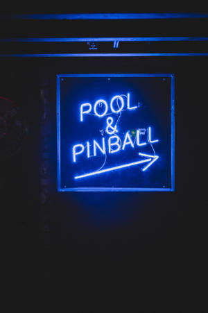 Pool & Pinball Neon Albastru iPhone — Xiaomi Pad 8 Fundal