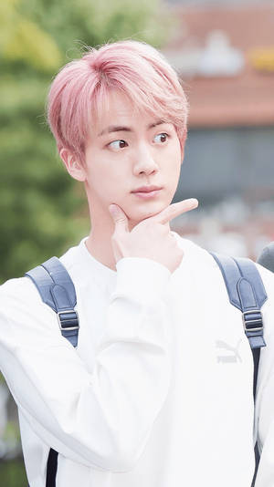 Poză Drăguță cu Jin de la BTS în Poză de Băiat Frumos — Bts drăguț Fundal