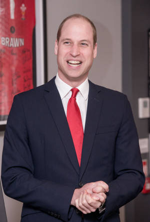 Prințul William Cu Mâinile Încrucișate — Huawei MatePad Edge Fundal