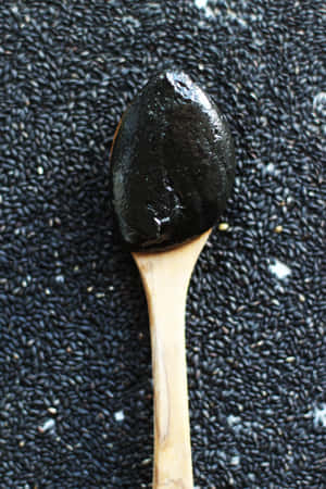 "Puterea Susanei Negre" — Vivo Pad Fundal