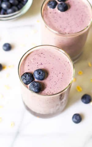 Satisfă-ți pofta de dulce cu acest Smoothie fresh și fructat de Afine — Nubia Flip2 Fundal