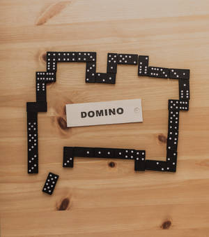 Fond de ecran Şir de Domino Negre — Galaxy Z Fold8 Ultra Fundal