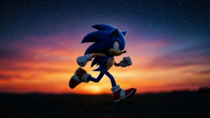 Silhoueta lui Sonic aleargă pe un cer al amurgului plin de culori. imagine de fundal