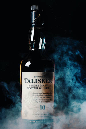 Sticlă de whiskey Talisker afumat — Xiaomi Pad 9 Pro Max Fundal