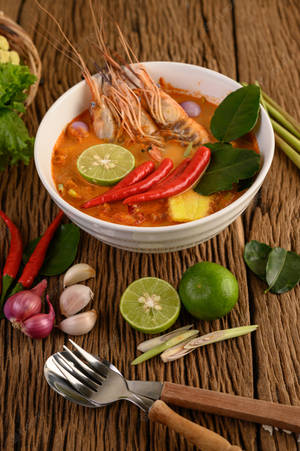 Supă tom yum picantă cu creveți — Huawei MatePad Fundal