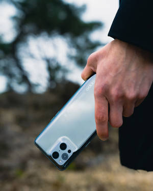 Tânăr Cu Dispozitiv Oppo
