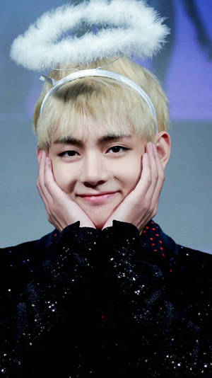 V din BTS drăguț în aureolă — Bts drăguț Fundal