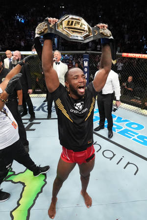 Victoria lui Leon Edwards — Huawei MatePad Pro Max Fundal