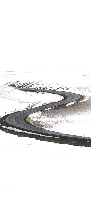 White iPhone Snow S Road — Samsung Galaxy S20 Fundal